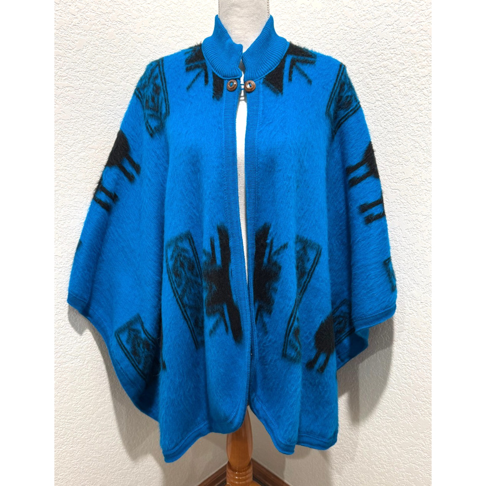 Tejidos Ruminahui Cape Poncho Wool Bright Blue LLama Print Relaxed L/XL Equador